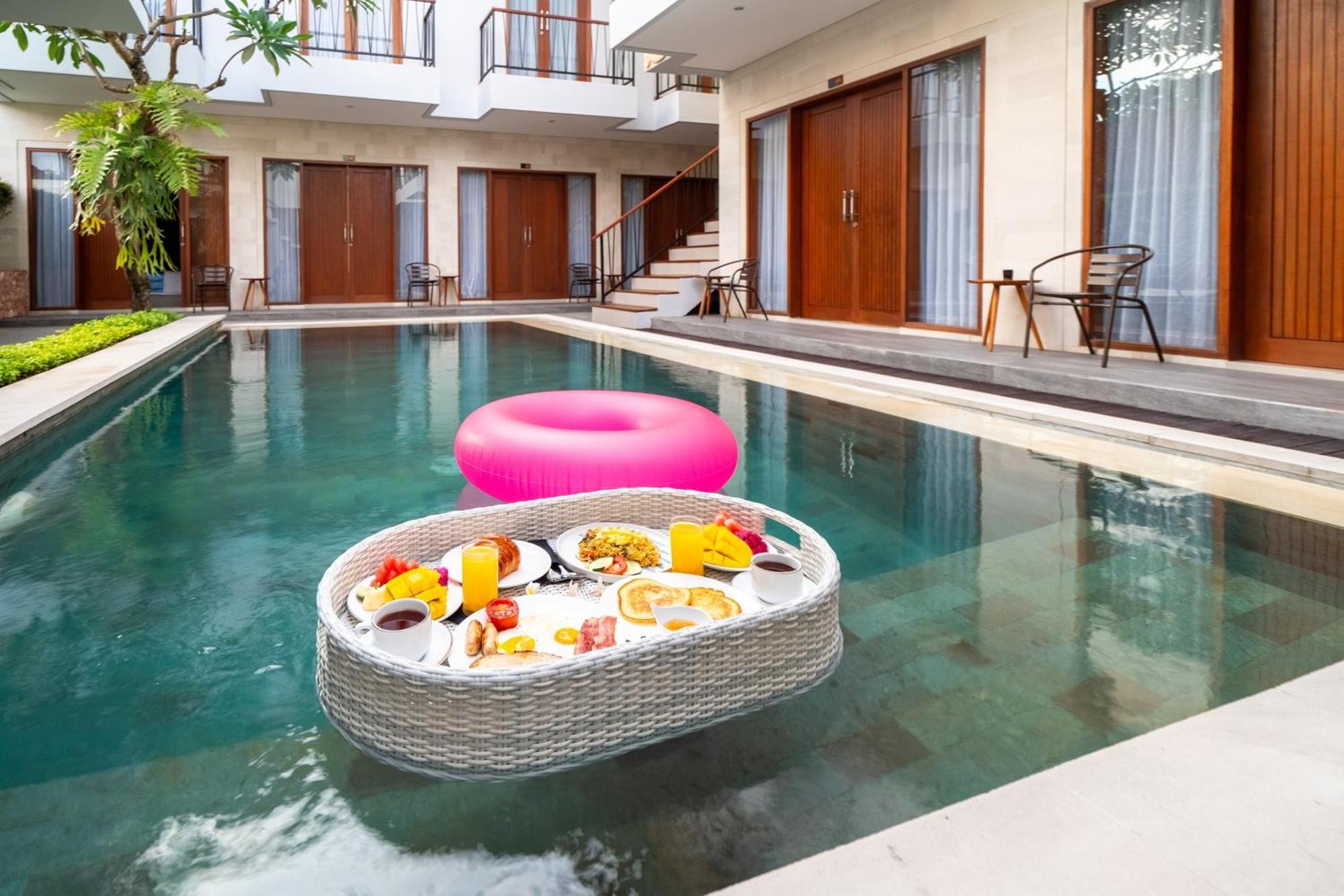 Mahesa Suites Seminyak Exterior foto