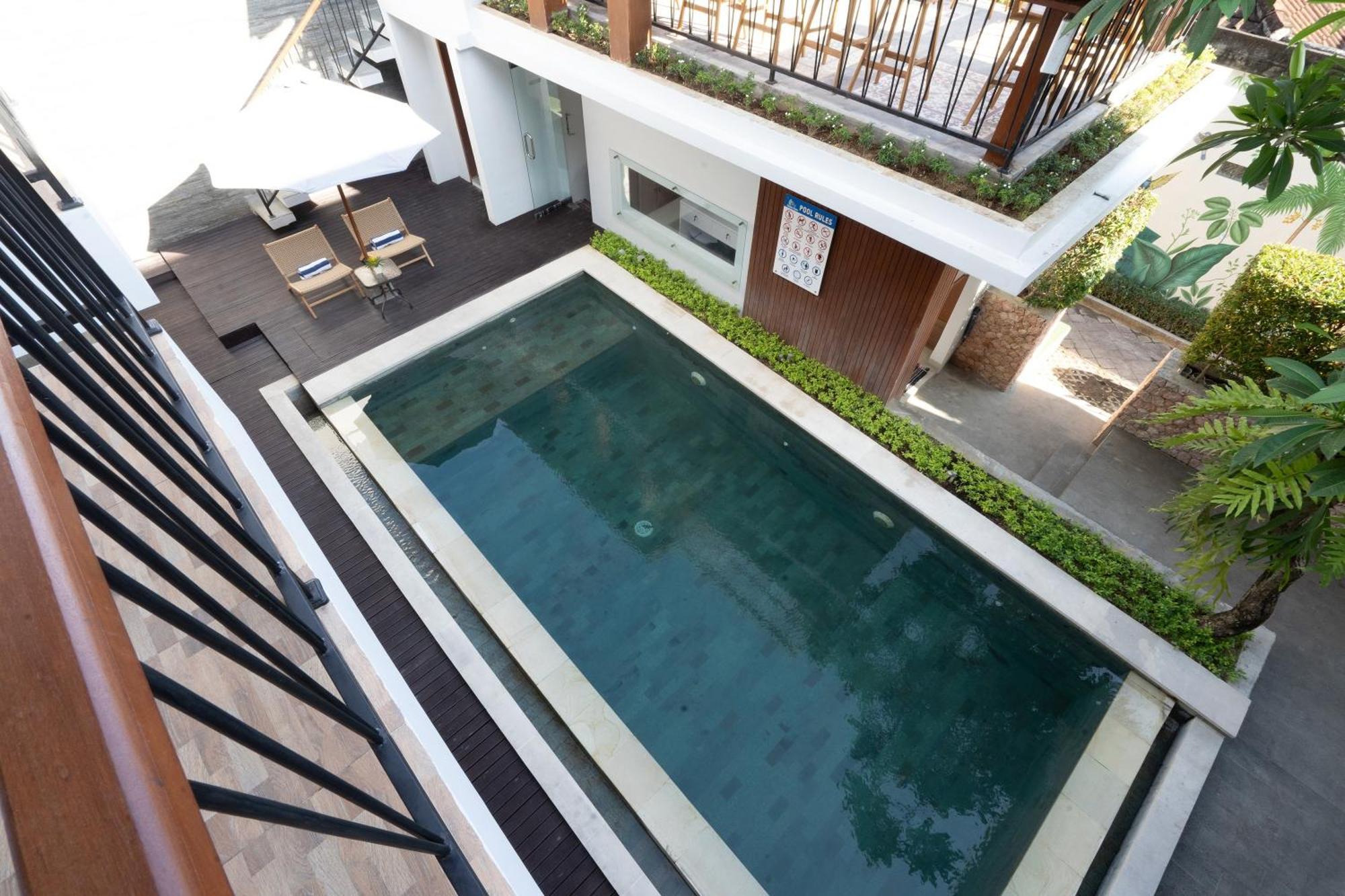 Mahesa Suites Seminyak Exterior foto